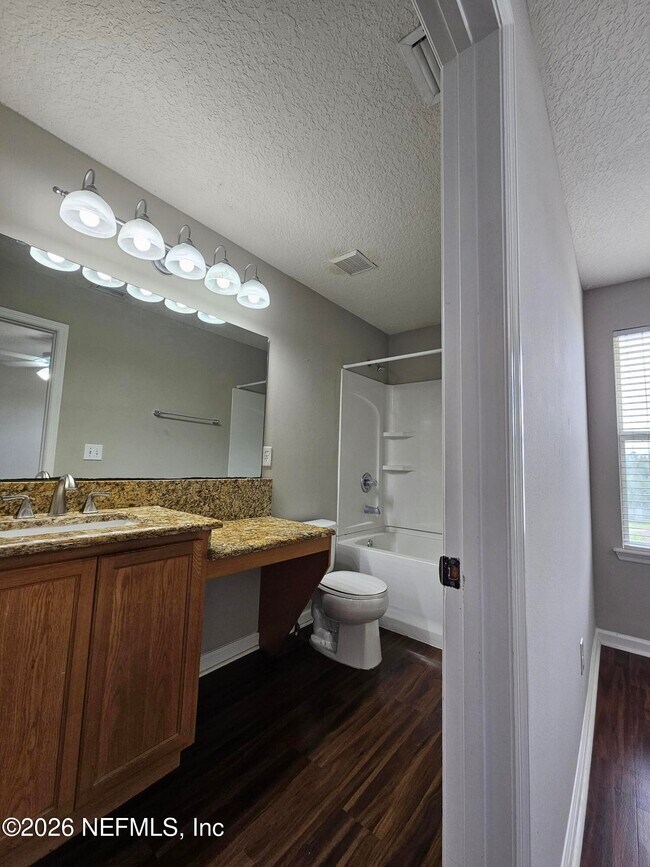 Building Photo - 2334 Sunset Bluff Dr
