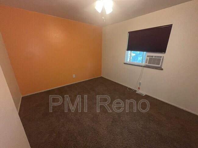 Building Photo - 2856 Waterfield Dr
