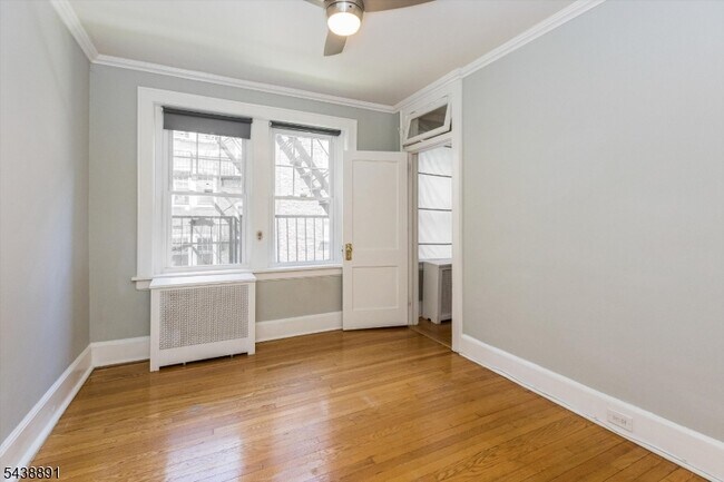Building Photo - 55 Park Ave