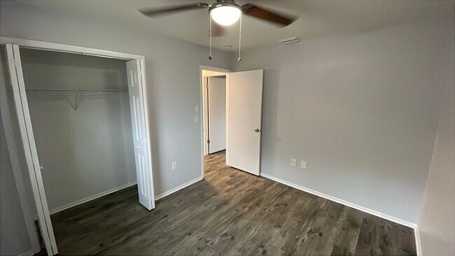 Building Photo - 3041 Hoban Ave