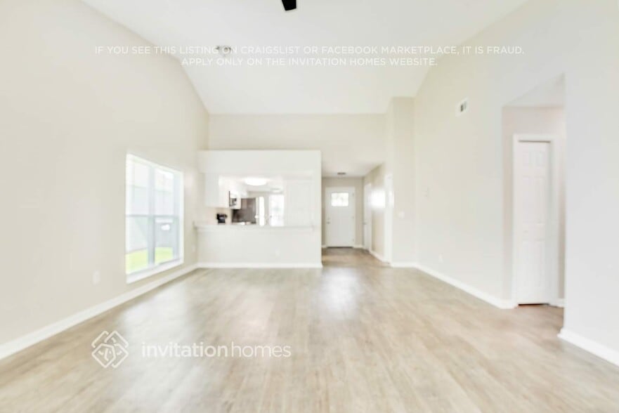 Building Photo - 4023 Meandering Ct