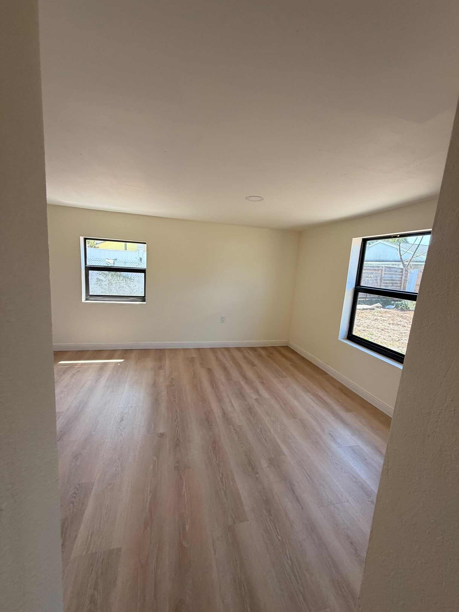 Building Photo - 2304 W Idlewild Ave