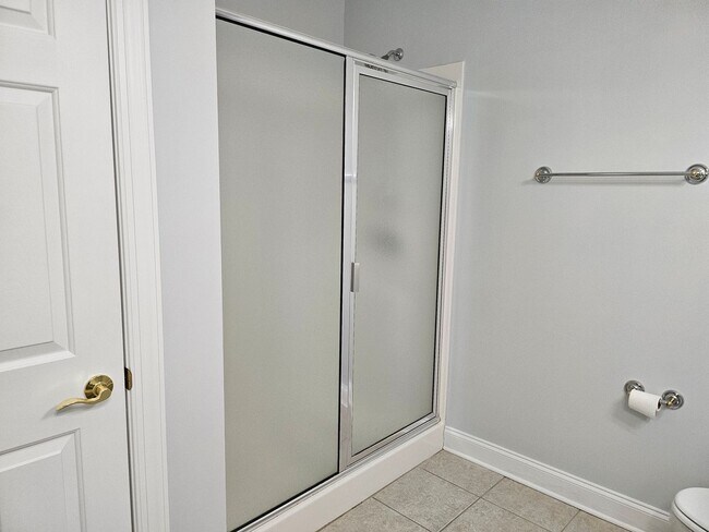 Building Photo - Southport - 3bedroom, 2 bath Townhouse