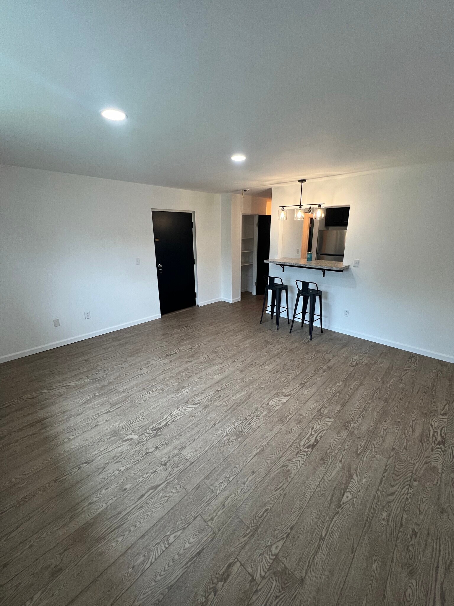 Building Photo - 4521 Grover Dr