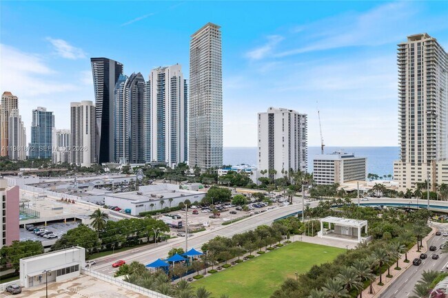 Building Photo - 300 Sunny Isles Blvd