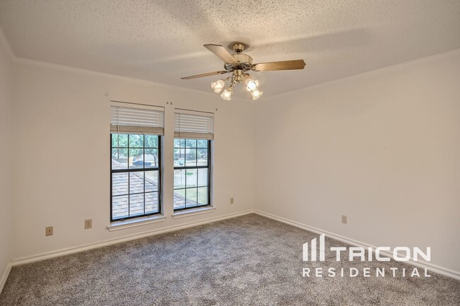 Building Photo - 830 Mill Creek Cir