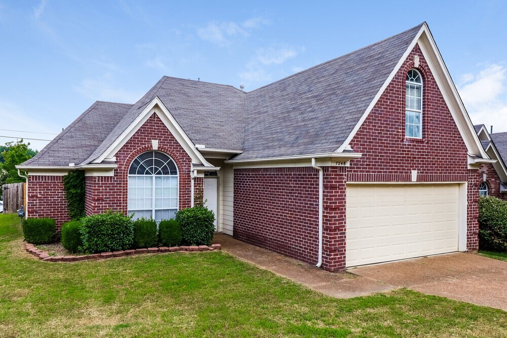 Building Photo - 7248 Bridgefield Dr