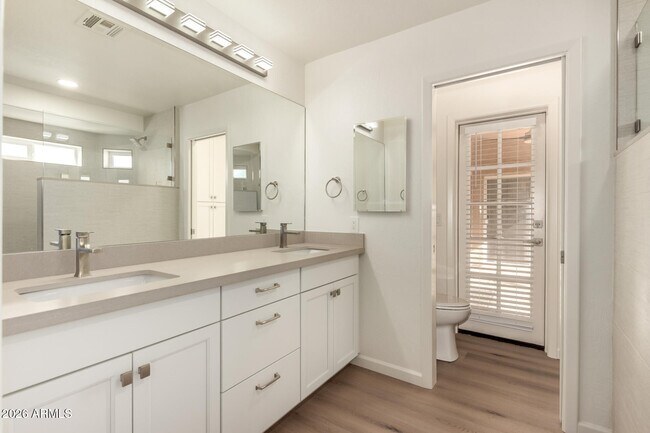 Building Photo - 3151 W Frankfurt Dr