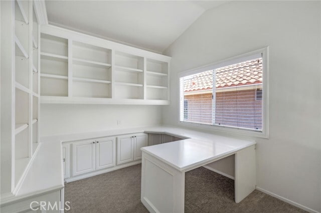 Building Photo - 24351 Kings View