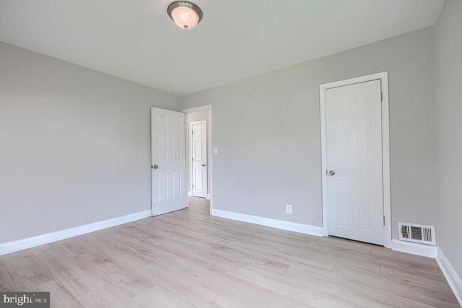 Building Photo - 3506 Millvale Rd