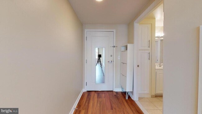 Building Photo - 350 G St SW