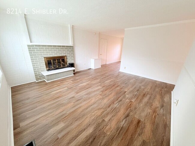 Building Photo - 8214 Shibler Dr