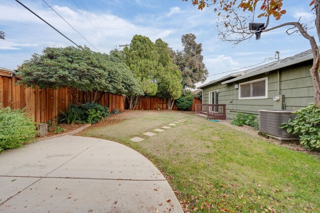 Building Photo - 5113 Sitton Way