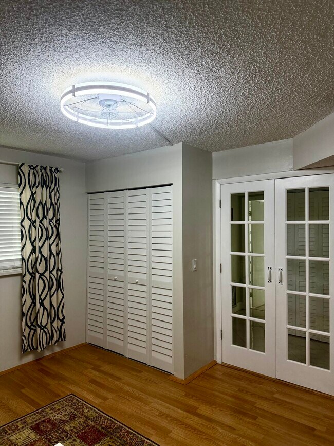 Building Photo - 3755 Via Poinciana