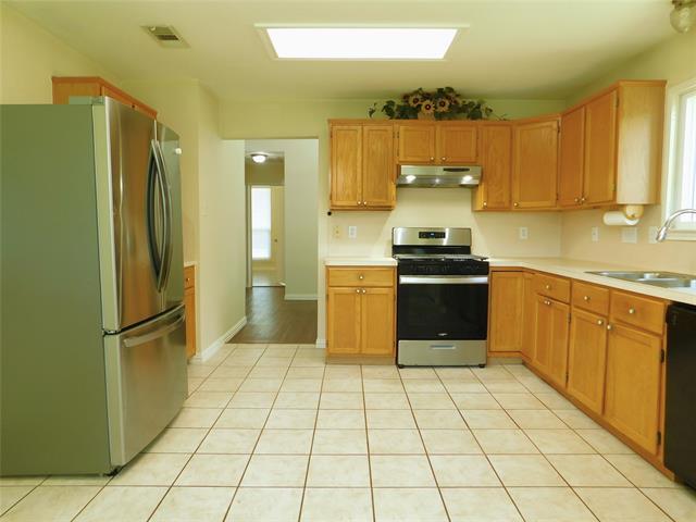 Building Photo - 326 Ashley Oak Ln