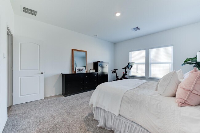 Building Photo - 5339 Tuscany Hills Ln