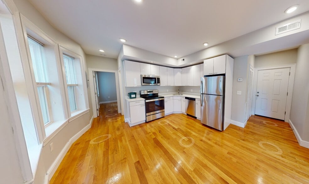 Building Photo - 908 Massachusetts Ave