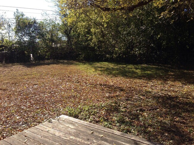 Building Photo - 540 Southtrail Dr