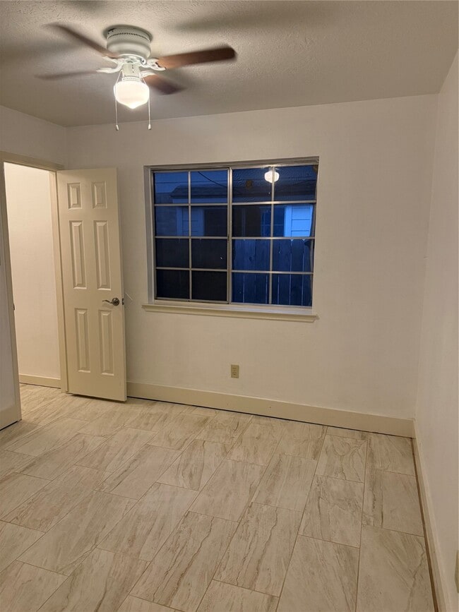 Building Photo - 14322 Golden Cypress Ln