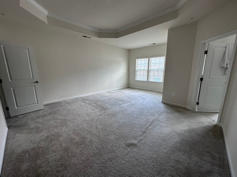 Building Photo - 6466 Walcott Ln