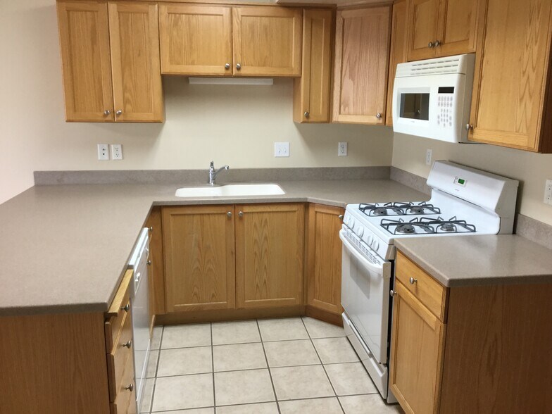 Kitchen - 509 Raven Way