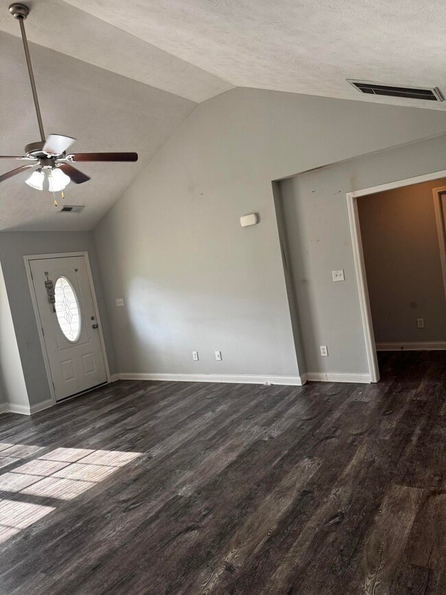 Building Photo - 342 Walnut Creek Dr