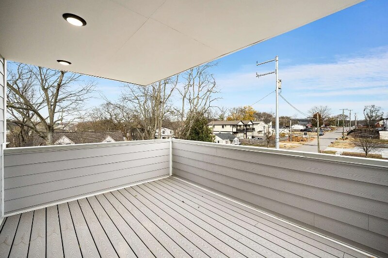 Building Photo - 192 Duke St