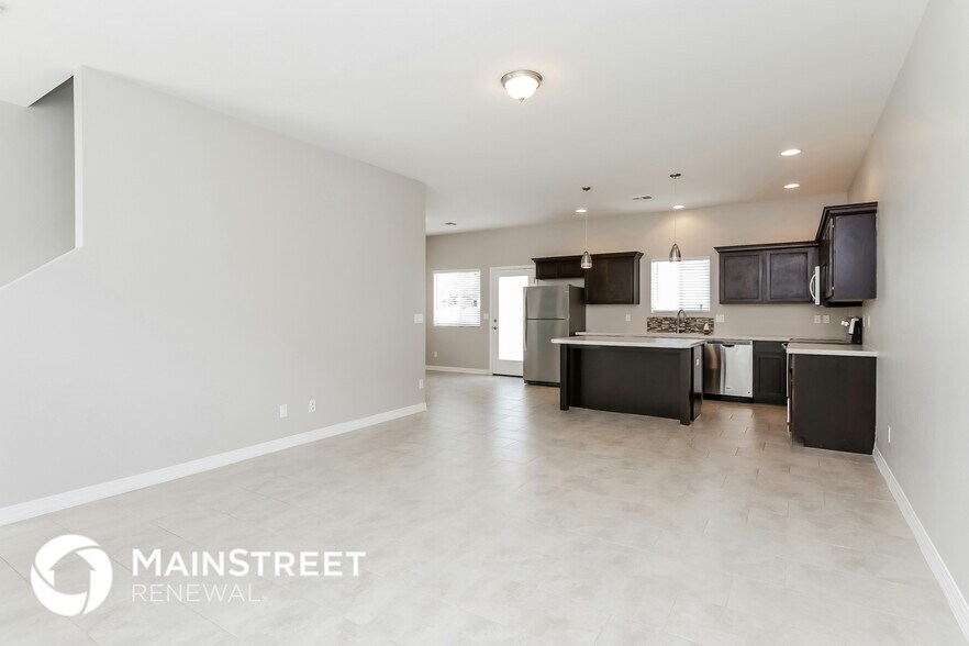 Building Photo - 2000 N 36th St