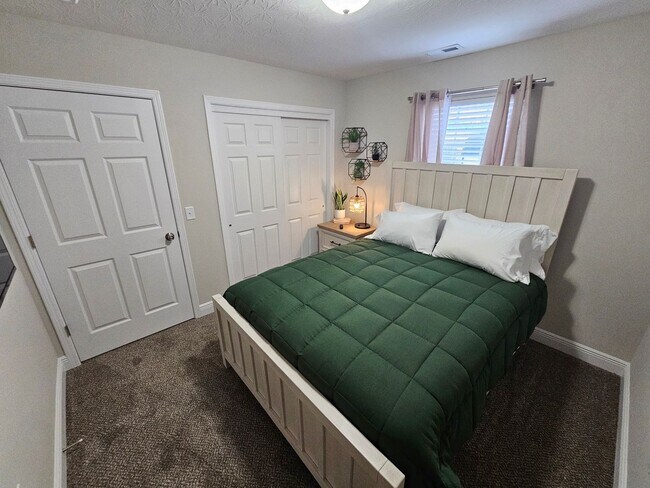 Building Photo - Cute New Construction Wilmington Ranch