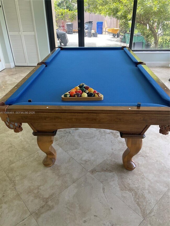 Building Photo - 5425 SW 190th Ave