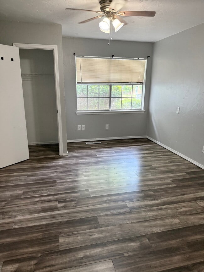 Building Photo - Charming  4-Bedroom Home in the Village!