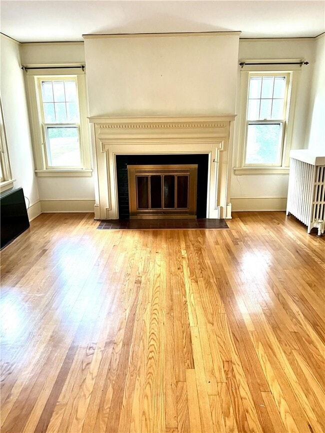 Primary Photo - 126 Hooker Ave