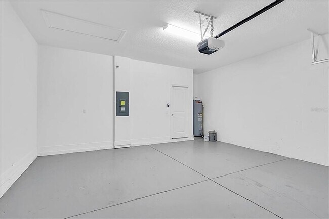 Building Photo - 9967 Red Bay Lp