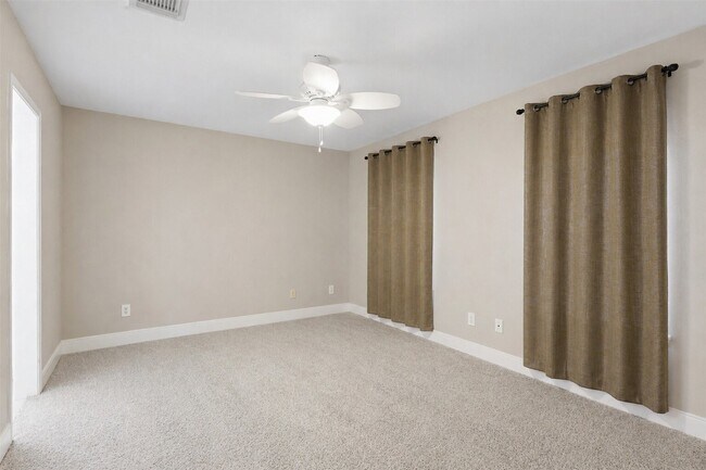 Building Photo - 19011 Polo Meadow Dr