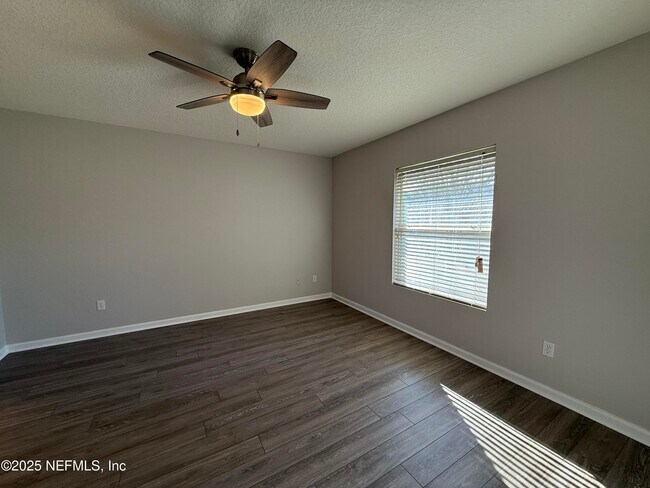 Building Photo - 1865 Green Springs Cir