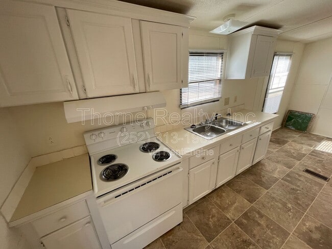 Building Photo - 10894 US-64 ALT