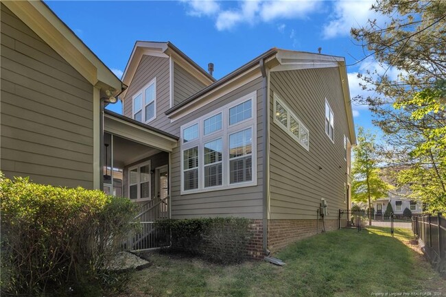 Building Photo - 108 Broyles Ct
