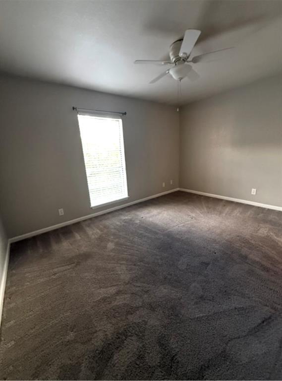 Building Photo - 2425 Ashdale Dr