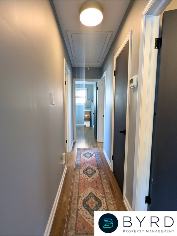 Building Photo - 4209 West End Dr