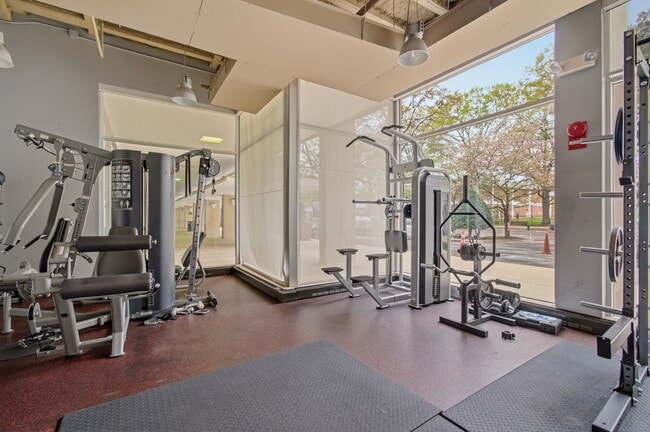 Building Photo - 800 4th St SW