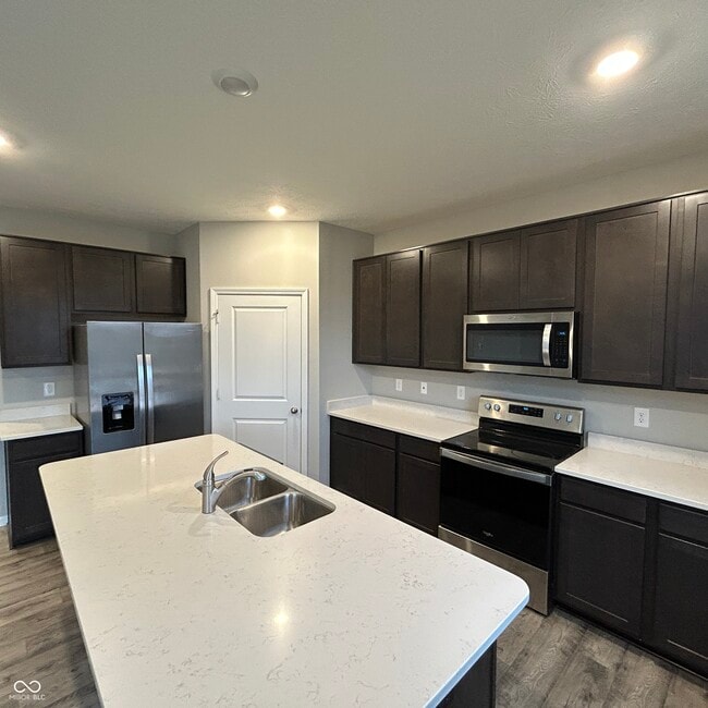 Building Photo - 1913 Downey Ln