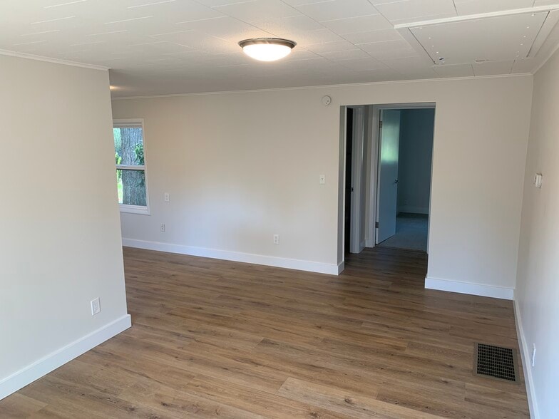 Living Area - 4018 NE 54th Ave