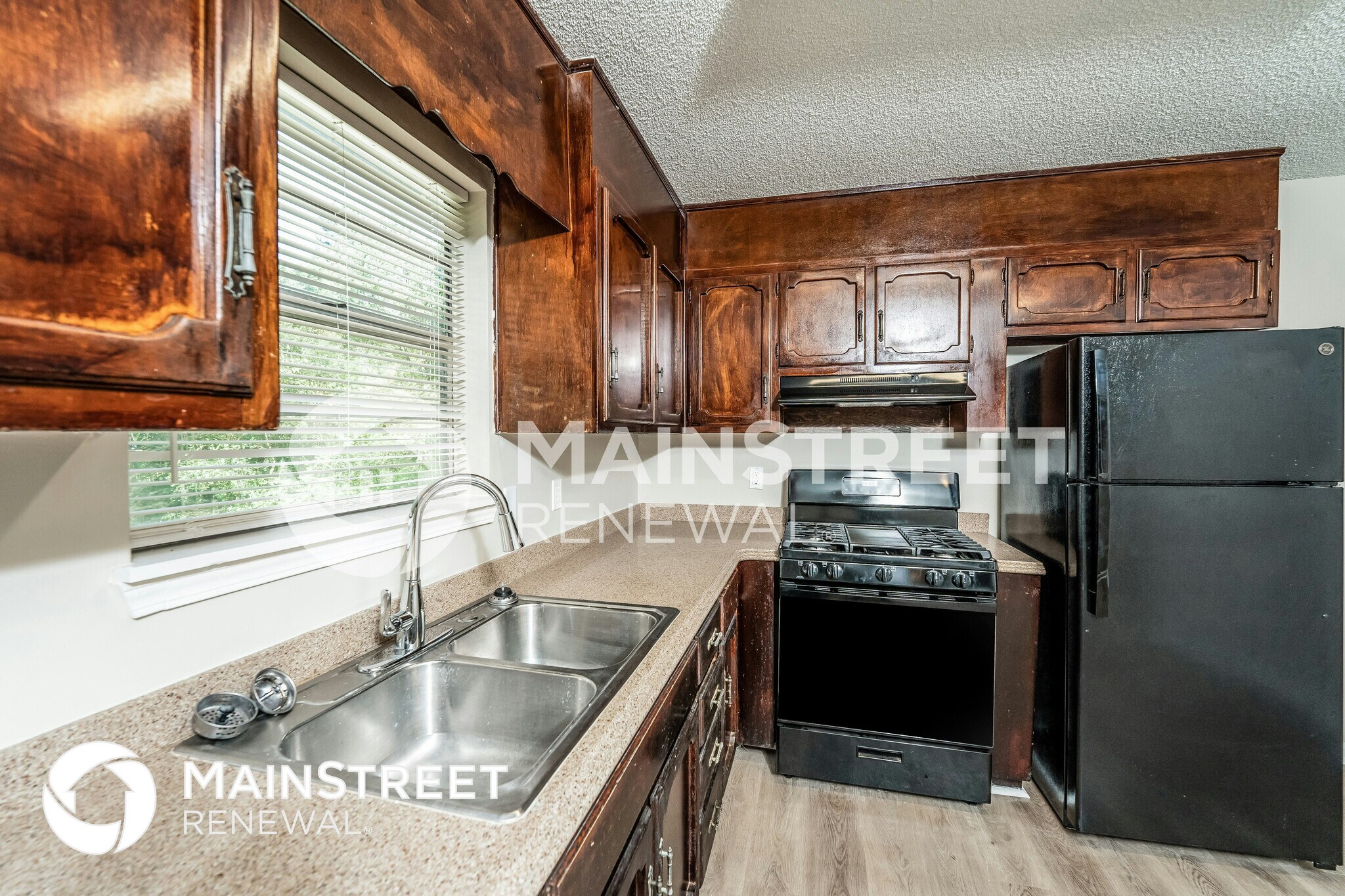 Building Photo - 3814 Mars Ave