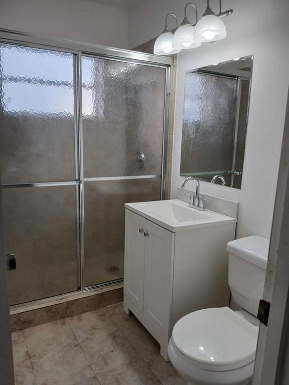 Building Photo - 520 N 69th Ave