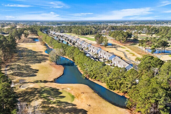 Building Photo - 3BR Townhome Carolina Forest – GREAT PRICE - Community Pool/Lake View