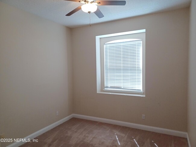 Building Photo - 4463 Ecton Ln E