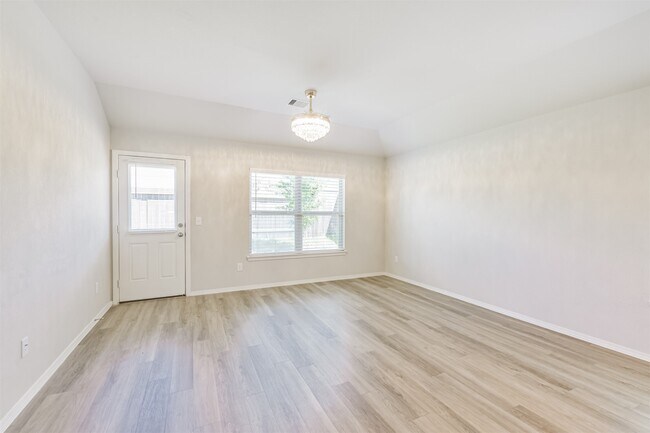 Building Photo - 2135 Twisted Cedar Ct