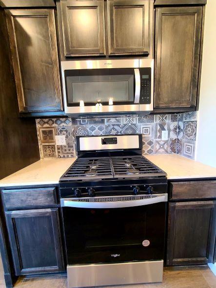 Building Photo - 8713 Thera Dr