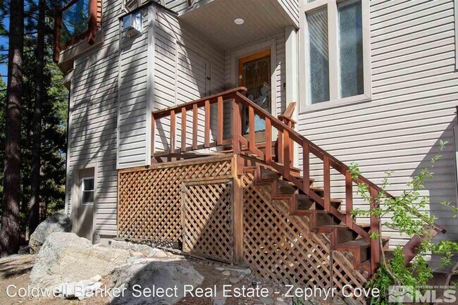 Building Photo - 4 br, 3 bath House - 116-B Snowbird Court