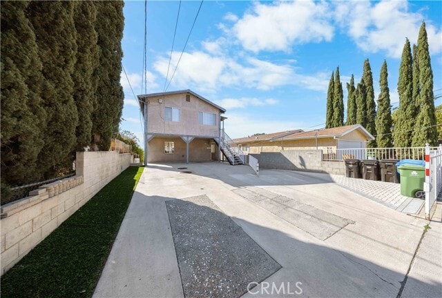 Building Photo - 10225 Fernglen Ave